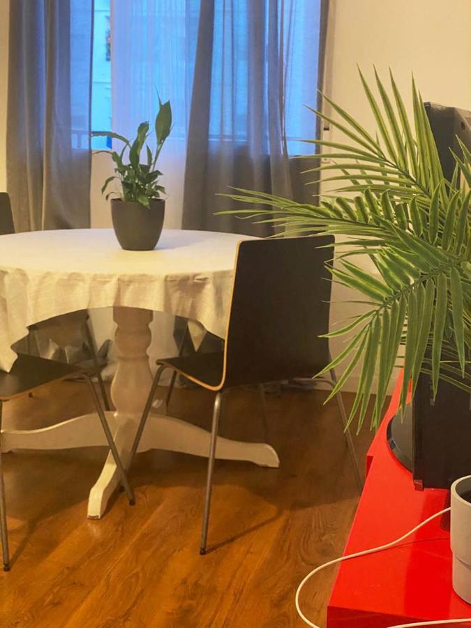 Peres I Valero Habitaciones En Piso Compartido Valensiya Dış mekan fotoğraf